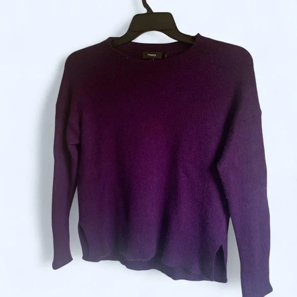 Theory Cashmere Purple Pullover Luxuriously Soft and Warm - Picture 2 of 7